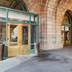 Placemakr Downtown Pittsburgh At The Pennsylvanian