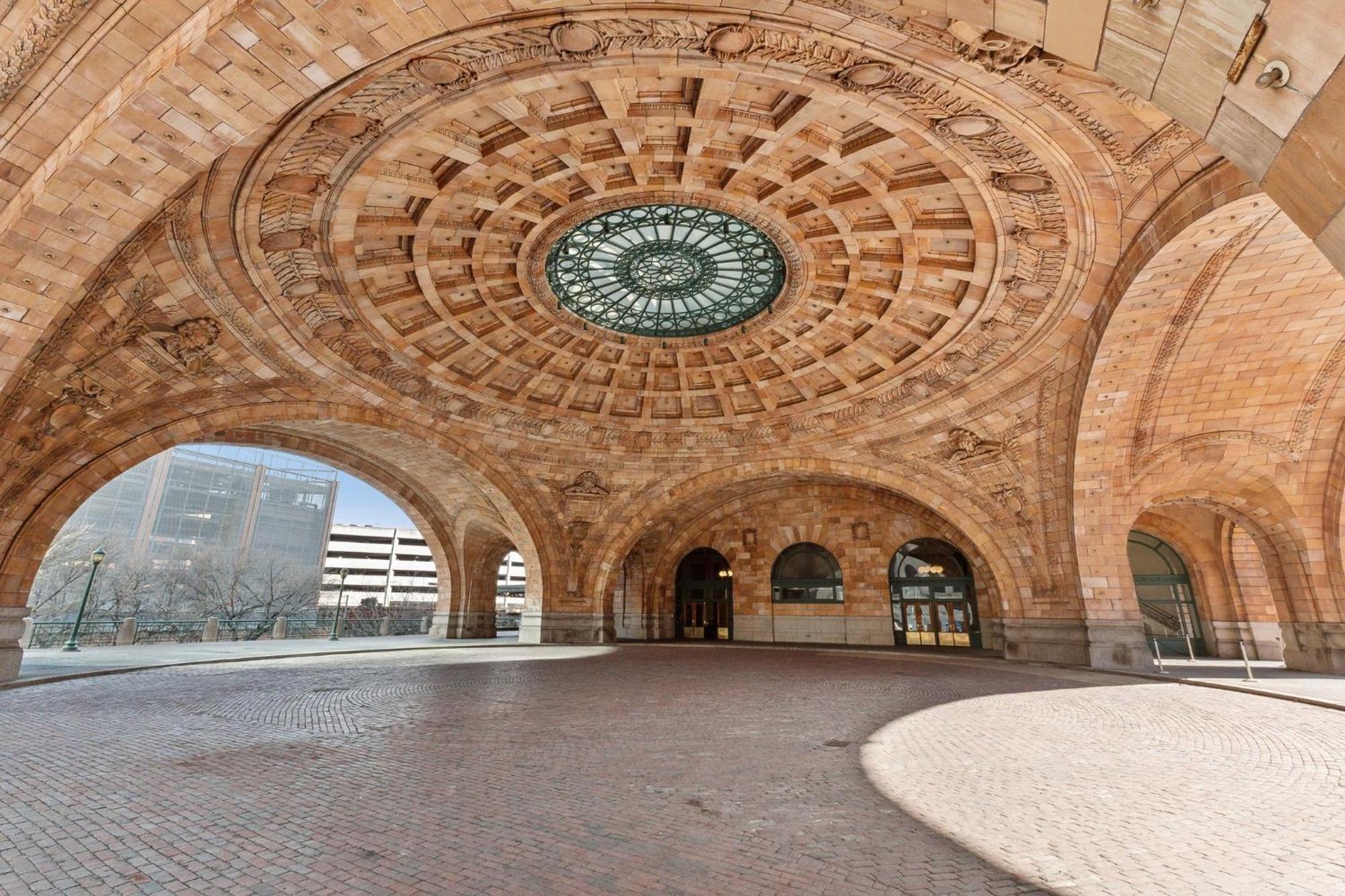 Placemakr Downtown