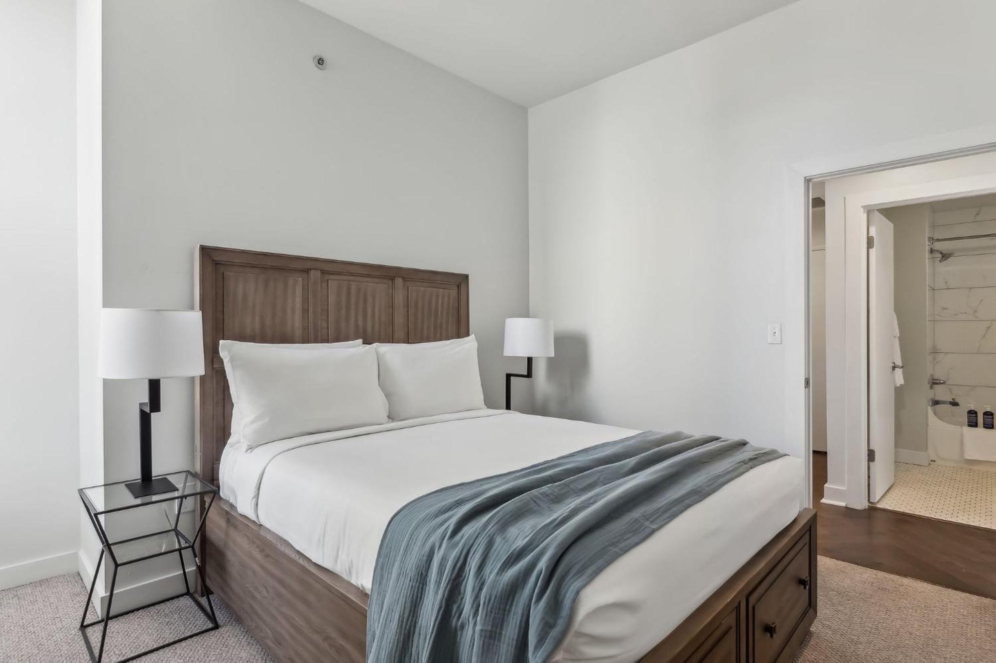 Hotel Placemakr Downtown *