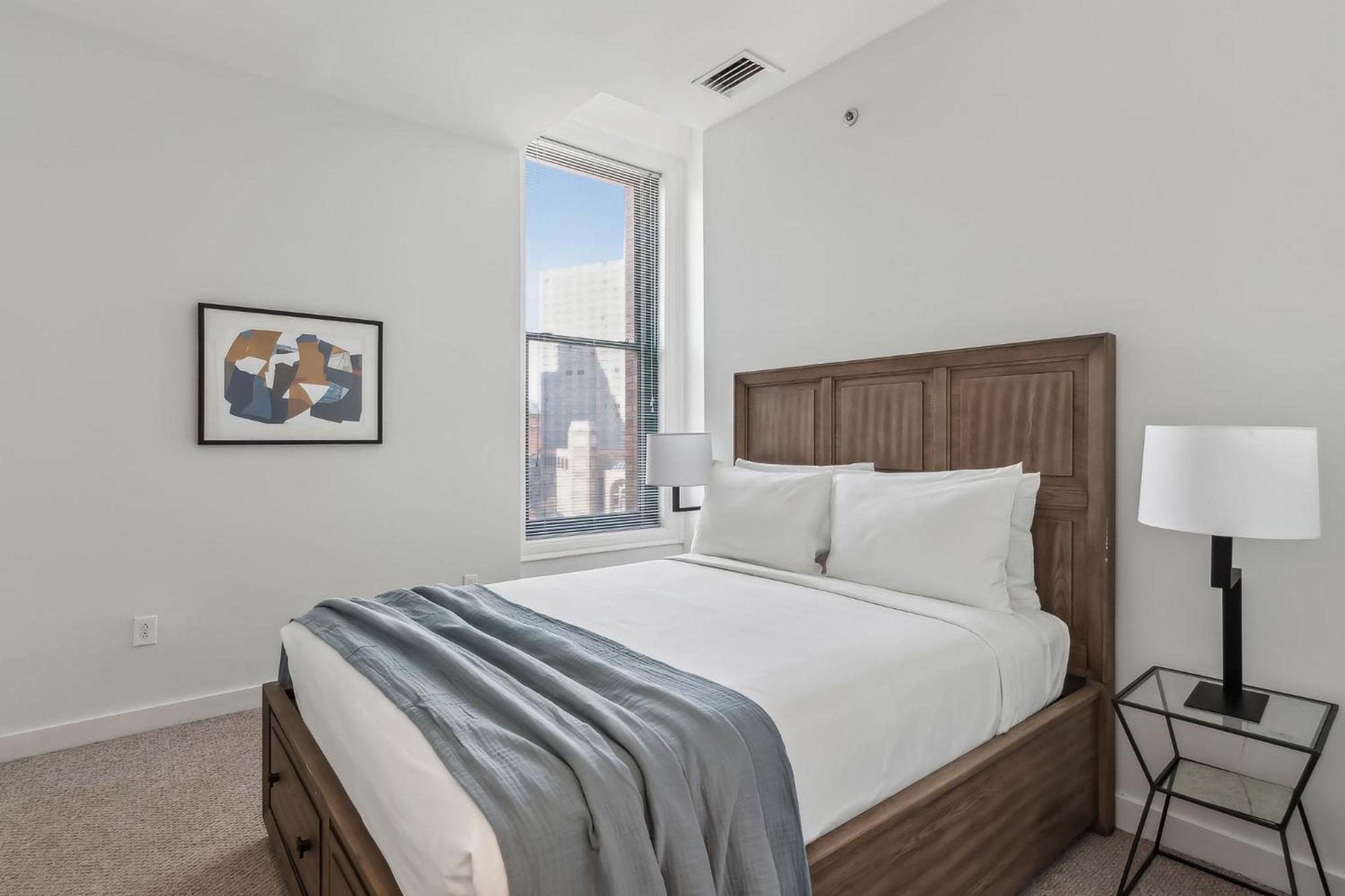 Placemakr Downtown *