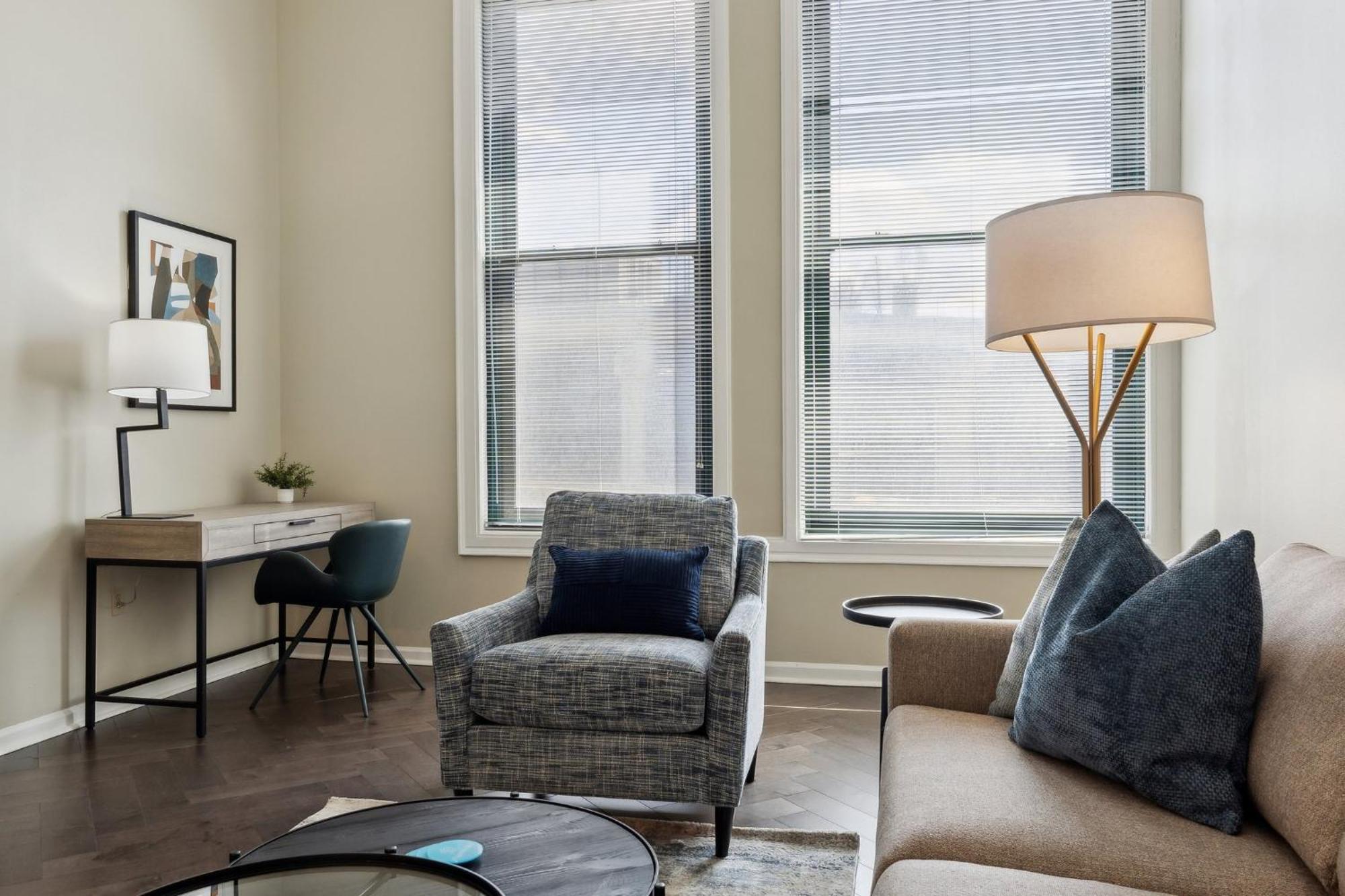 Hotel Placemakr Downtown *